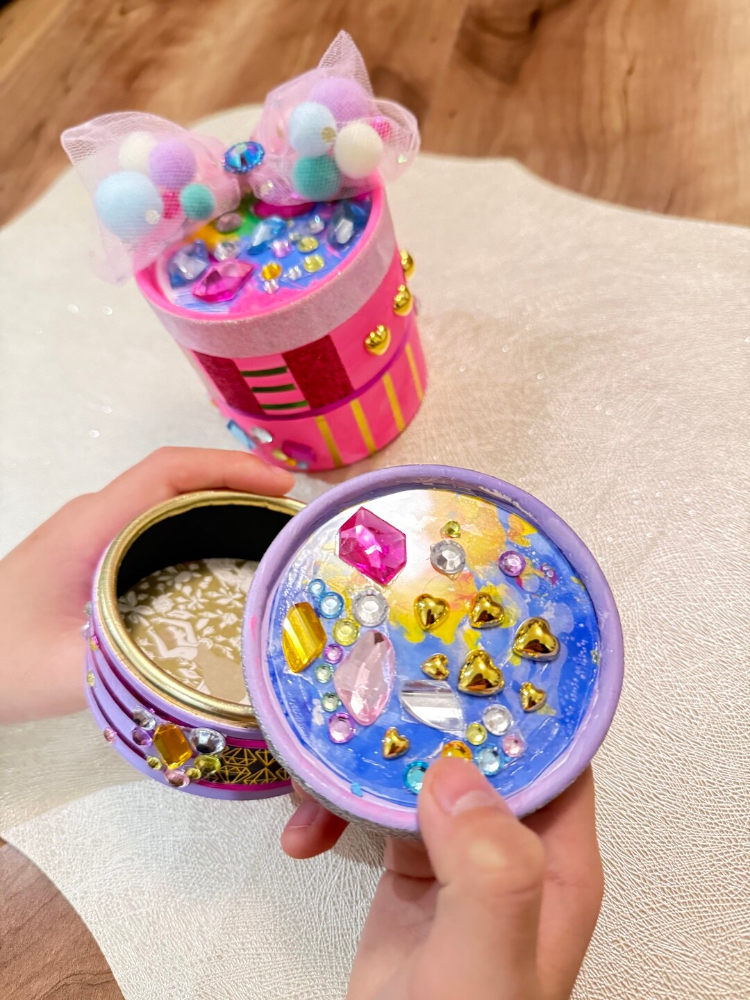 阪急西宮ガーデンズ】チョコレート屋さんの余った箱をリメイク
